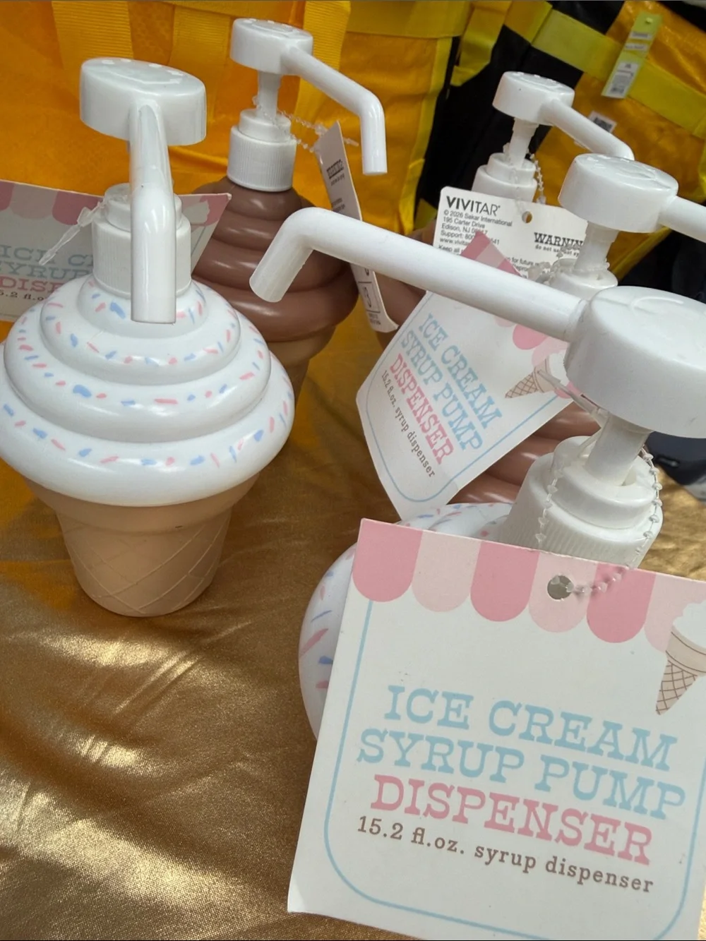 Ice Cream Syrup Pump Dispenser Bundle 5 pack - White & Chocolate 15.2 fl oz new